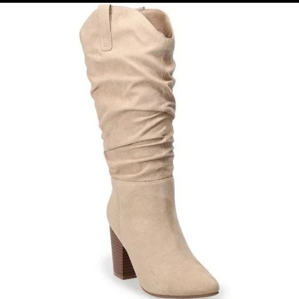 Elegant Tan Women's Boots
